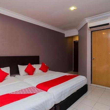 Golden Horse Hotel Джохор-Бару Екстер'єр фото
